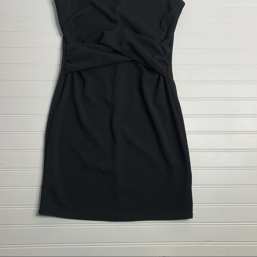 Jolie Little Black Dress - Picture 5 of 8